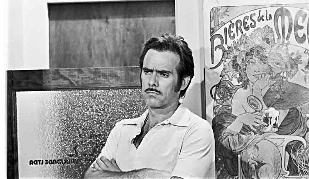 Ele também deu vida ao taxista Carlão em "Pecado Capital" (1975), grande sucesso da teledramaturgia. 
