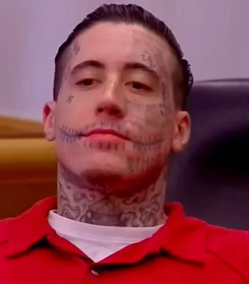 A notícia sobre esse homem sentenciado à morte pelo assassinato das duas mulheres ganhou repercussão na web no início de setembro. Veja sobre ele. 