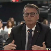 Bolsonaro diz que não passou a faixa para evitar 'maior vaia do Brasil' - TV Justiça/Reprodução