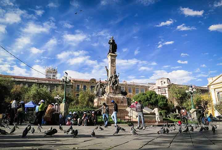 A Bolívia é um Estado secular e garante a liberdade de religião. A Constituição estabelece que: "O Estado respeita e garante a liberdade de religião e de crenças espirituais, em concordância com sua visão de mundo. O Estado é independente da religião"