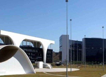 Servidores da Cidade Administrativa ficam presos em elevador -  (crédito: Agência Minas)
