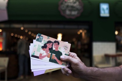 A proposta é que visitantes do estabelecimento escrevam mensagens de amor, carinho ou gratidão para pessoas queridas -  (crédito: Reprodução/Bruna Musè)
