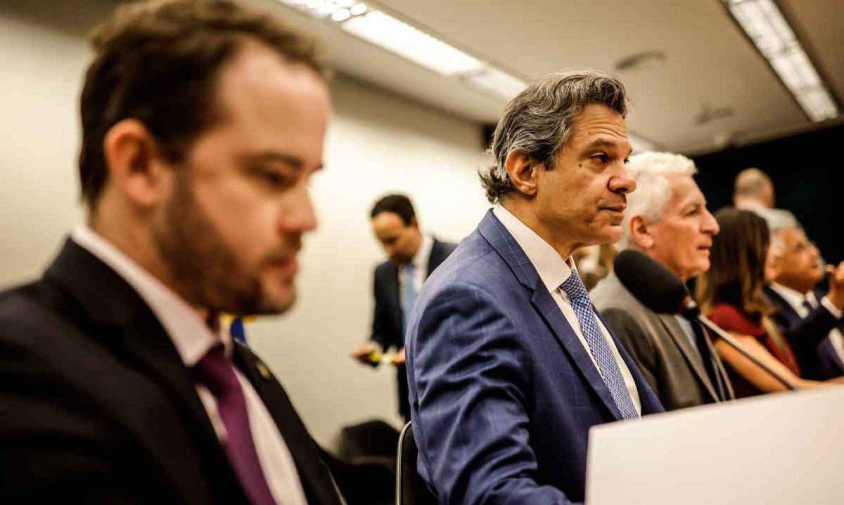 Sessão na Câmara com a presença de Haddad acabou em tumulto - (crédito: Gabriela Biló/Folhapress) Sessão na Câmara com a presença de Haddad acabou em tumulto - (crédito: Gabriela Biló/Folhapress)