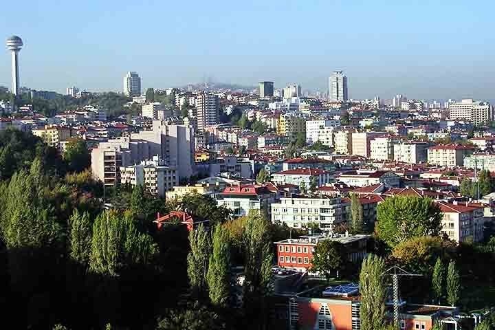 Além disso, Ancara é frequentemente chamada de "cidade verde" devido à sua grande quantidade de áreas verdes e parques.- Flickr James McCammon
