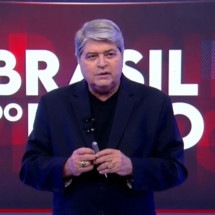 Datena reclama da RedeTV! ao vivo e ameaça deixar emissora