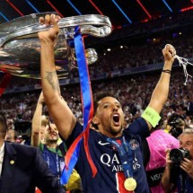 Brasileiros são azarões no Mundial de Clubes - FRANCK FIFE / AFP