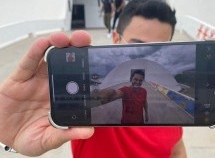 Influenciador de viagens transforma vlogs em experiências - DINO