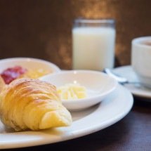CafeCoffee Stay dá café da manhã para hóspedes e moradores - DINO