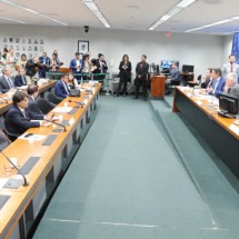 Haddad diz que oposição faz 'molecagem' e bate boca com Nikolas - Renato Araújo/Câmara dos Deputados