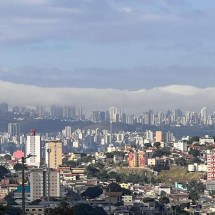 Madrugada de quarta-feira com chuva em BH e frio intenso no Sul de MG - Edesio Ferreira/EM/D.A Press