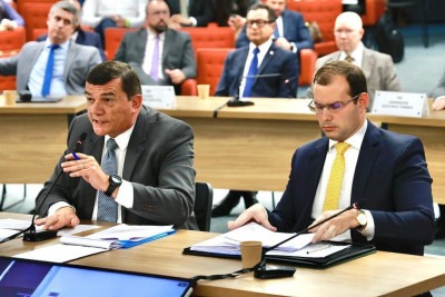 Ex-ministro da Defesa Paulo Sérgio Nogueira e advogado Andrew Farias -  (crédito:  Fellipe Sampaio/STF)