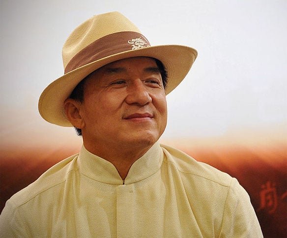 "Se meu filho for capaz, ele pode ganhar o próprio dinheiro. Caso contrário, estarei desperdiçando o meu", comentou Chan, que é pai de Jaycee Chan e Etta Ng Chok Lam.-Firdaus Latif - Wikimédia Commons