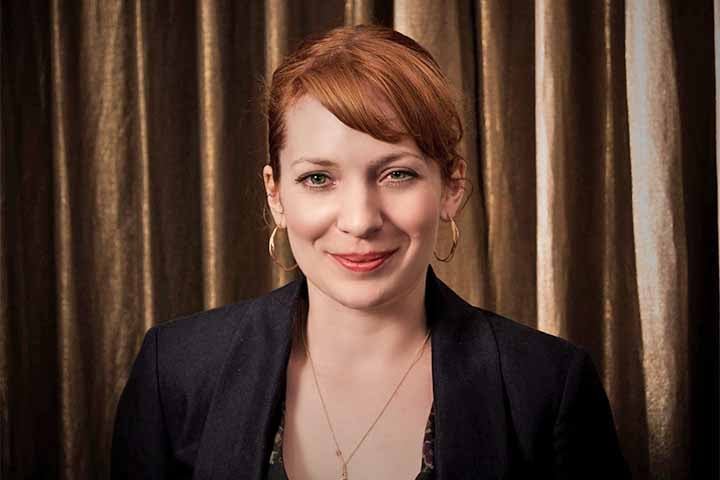 Entre fãs, a recepção tem sido positiva: muitos apontam que sua veia cômica poderá suavizar momentos de tensão familiar, mantendo intacto o célebre "Not my daughter!" ("Minha filha, não!", em tradução literal) do clímax final.