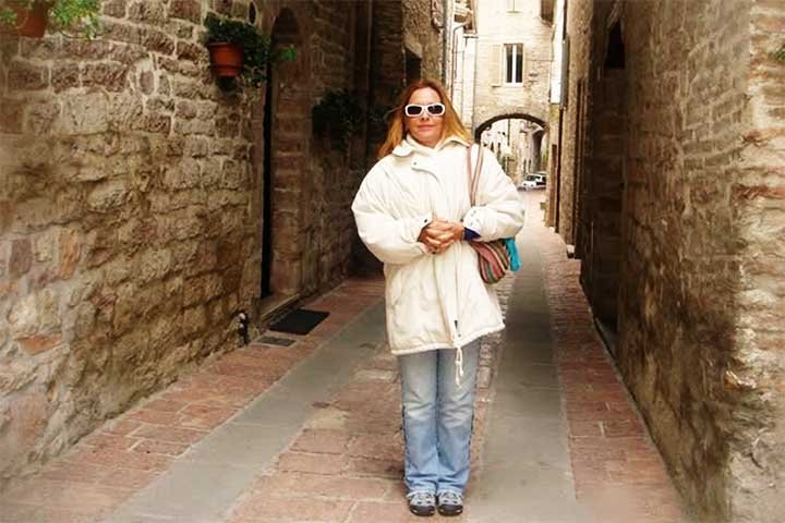 "Não estou lutando só pelo que me é devido, mas para que as próximas gerações de artistas não sejam tratadas como meros fornecedores de material bruto para exploração ilimitada", completou. 
