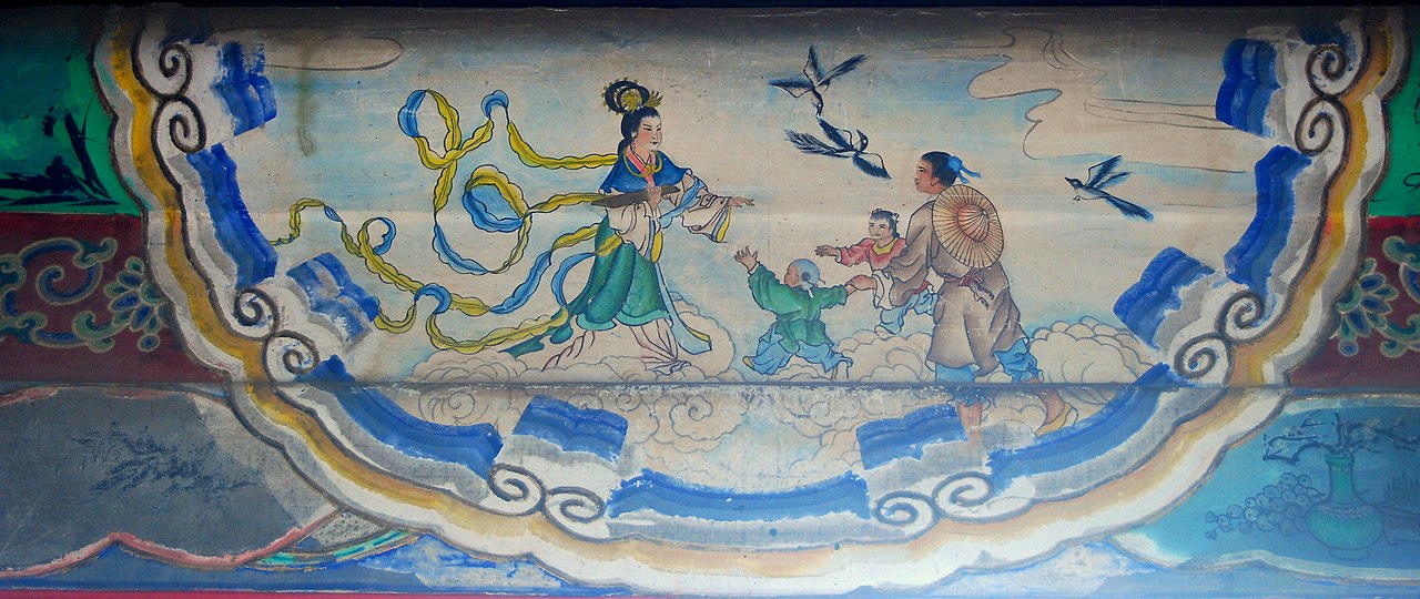 O festival remete à Mitologia chinesa sobre o romance da tecelã Zhinü com o vaqueiro Niulang. Uma lenda que remonta a 2.600 anos atrás. À noite, as pessoas costumam procurar no céu pelas estrelas Vega – a mais brilhante da constelação de Lira, que representa Zh?n? – e Altair, a estrela mais brilhante da constelação de Áquila, que representa Niú láng. -Shizhao  domínio público 