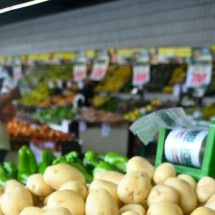 Economistas preveem inflação abaixo de 5% e no menor patamar deste ano