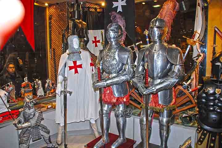 “Tudo isto foi feito para criar um protocolo de simulação de combate que reproduzisse as atividades diárias realizadas pelos guerreiros de elite no final da Idade do Bronze”, explica Andreas Flouris, investigador da Universidade de Tessália, na Grécia,