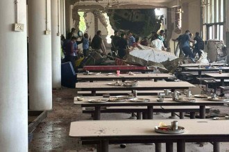 Avião caiu em faculdade de medicina com mais de 60 estudantes na Índia