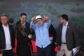 Lula diz que fará campanha de publicidade para combater boatos e mentiras