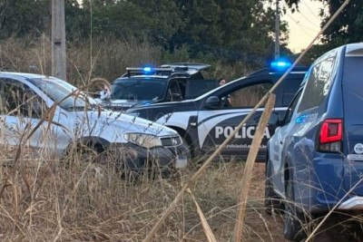 Corpo de vítima foi encontrado na zona rural de Brasilândia de Minas -  (crédito: PCMG)