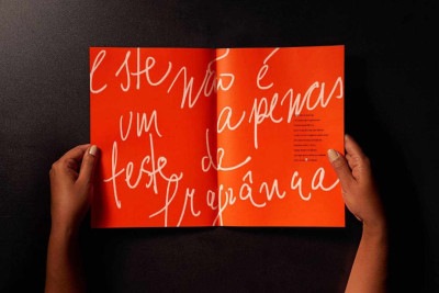 Teste vai contar com 20 fragrâncias e questionário com 20 perguntas, que convidam as leitoras a refletirem sobre sua capacidade olfativa -  (crédito: Natura / divulgação)