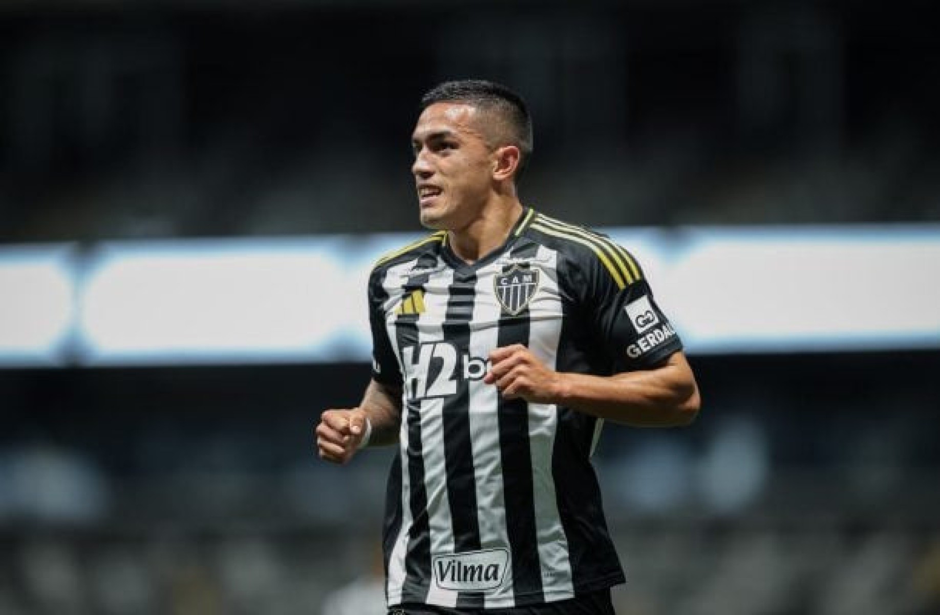 Fenerbahçe oferece quase R$ 44 milhões ao Atlético por Cuello