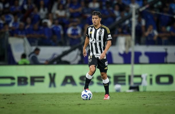 ALAN FRANCO – Papel tático muito importante ao ar a jogar mais preso pela direita, auxiliando Natanael na marcação. Com isso, arrumou o setor e anulou as jogadas do Colorado pela esquerda. NOTA: 7,0. Foto: Pedro Souza / Atlético