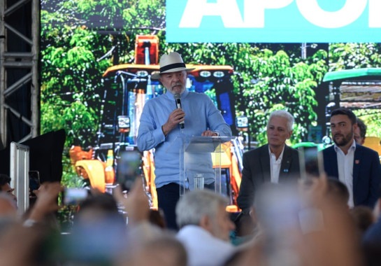 Lula: 'Picareta com celular não tem chance contra Pacheco'