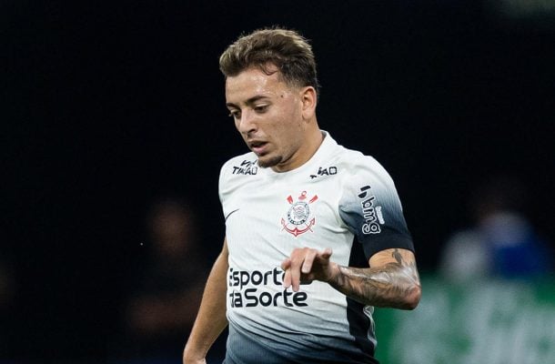 RYAN -  Intenso na marcação, foi eficiente na cobertura e nos duelos físicos. No entanto, com a bola nos pés, pouco acrescentou à construção ofensiva. NOTA 5,0. Foto: Rodrigo Coca/Agência Corinthians