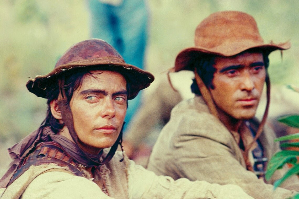 Riobaldo e Diadorim - "Grande Sertão: Veredas", de Guimarães Rosa (1956) - Com linguagem regionalista e coloquial, o romance modernista narra as aventuras do ex-jagunço Riobaldo e de sua amada Diadorim em Goiás e nos sertões de Minas Gerais e da Bahia. Em 1985, uma minissérie estrelada por Tony Ramos e Bruna Lombardi levou esse romance para a TV. 