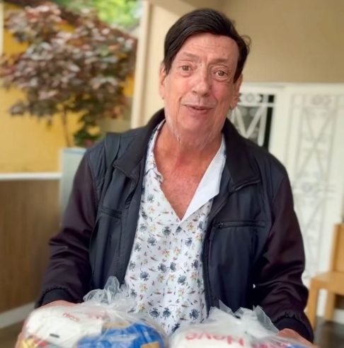 Um dos artistas beneficiados com o novo espaço foi o ator Marcos Oliveira, com quem Marieta contracenou na série de sucesso "A Grande Família". Ele era o Beiçola; ela  a Nenê.