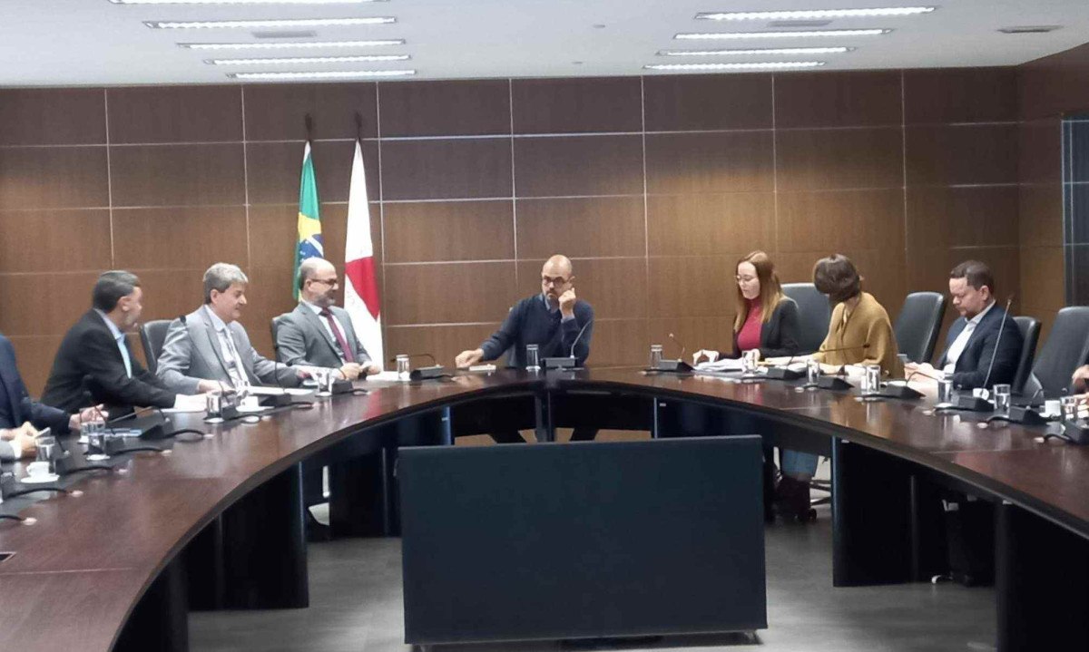 O encontro teve como tema a tramitação dos projetos de lei do programa na ALMG, além da articulação com o BNDE e da Secretaria do Tesouro Nacional -  (crédito: Bruno Nogueira/EM/D.A Press)