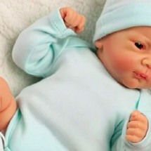 Padre não poupa as "mães" de bebês reborn: "Adultos infantilizados" - Reprodução/Instagram