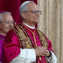 Papa Leão XIV marca data para canonização do primeiro santo gamer da história, fera na computação