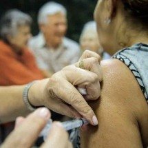 Mês dos avós: 7 vacinas essenciais para a proteção dos idosos - Marcelo Camargo/Ag&ecirc;ncia Brasil
