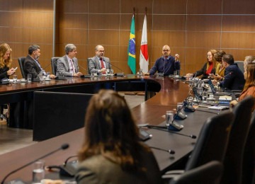 Vice-governador reuniu o Comitê Gestor do Propag nesta sexta-feira (13/6) -  (crédito: Dirceu Aurelio/Imprensa MG)