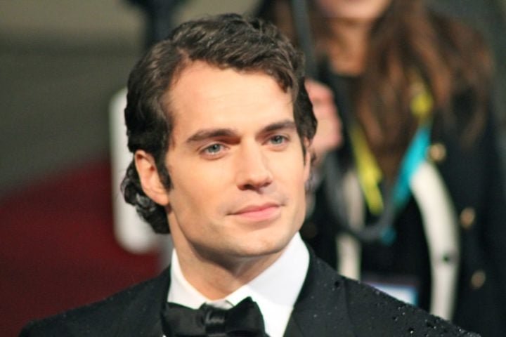 Ele começou a se interessar pela atuação quando era jovem, participando de peças escolares, incluindo uma adaptação de "Sonho de uma Noite de Verão" de Shakespeare, e interpretando Sonny LaTierri em "Grease", além de personagens como Oberon e Hamlet.
