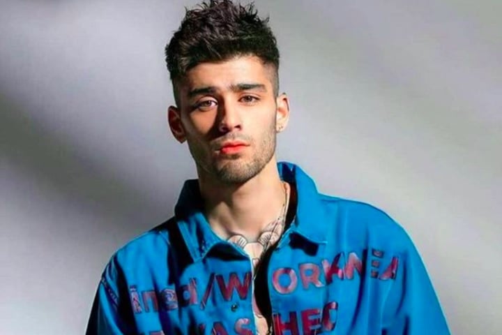 AlÃ©m da mÃºsica, Zayn Ã© conhecido por seu envolvimento com a moda e colaboraÃ§Ãµes com marcas como Versace e Giuseppe Zanotti. 