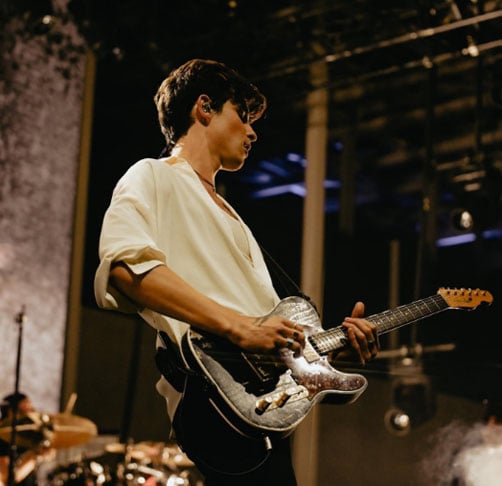 "Nós estávamos esperançosos de que eu pudesse continuar com o resto das datas depois de uma folga muito necessária, mas, neste momento, tenho que colocar minha saúde como minha primeira prioridade”, completou.
-Instagram @shawnmendes