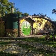 Tocas de Hobbit, inspiradas na saga Senhor dos Anéis, atraem a curiosidade de turistas - Divulgação