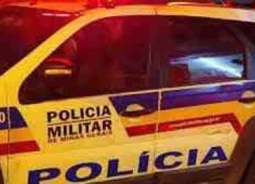 PerseguiÃ§Ã£o da PM comeÃ§ou no Anel RodoviÃ¡rio e terminou no Bairro BetÃ¢nia -  (crédito: PMMG)