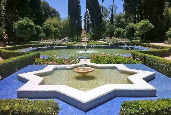 19º) Ir de Marrakech a Fez em 3 dias, Marrocos - Com direito a parada no deserto, os turistas visitam as cidades de Kasbah em Ait Ben Haddou, exploram o desfiladeiro de Todra e ainda experienciam fazer um safári noturno de camelo.