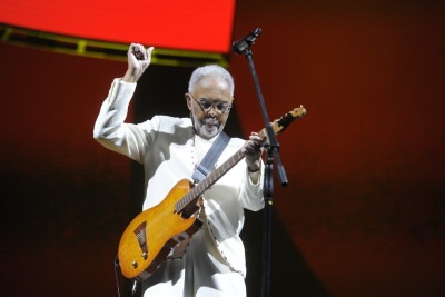 O show da turnê 'Tempo rei' começou às 20h30, neste sábado (14), no Mineirão, em BH, 30 minutos após o previsto; cantor foi recebido pelo público com carinho -  (crédito: Alexandre Guzanshe/EM/D.A.Press)