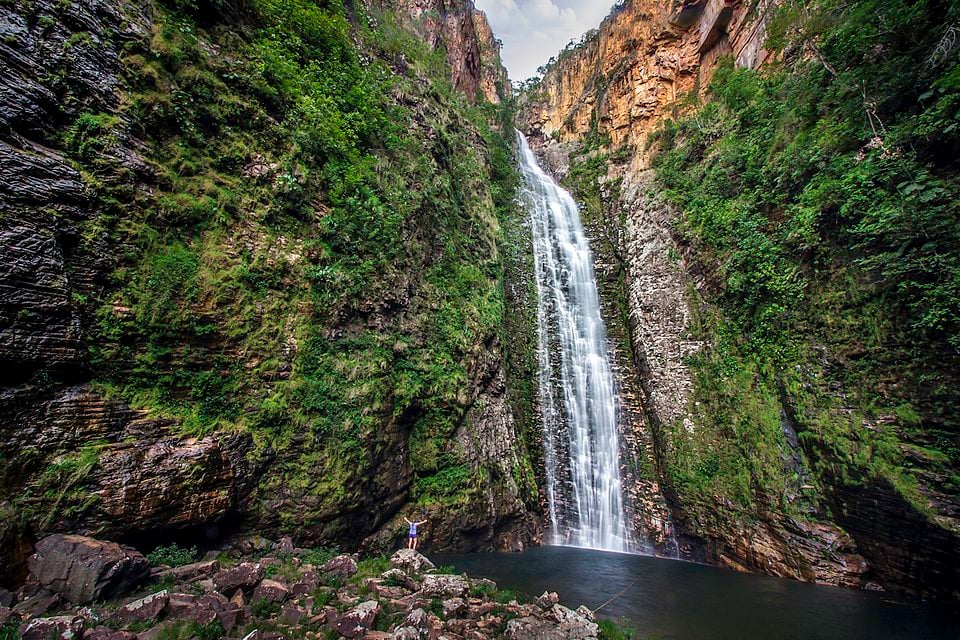 Cachoeira do Segredo – Alto Paraíso de Goiás, GO (Parque Nacional da Chapada dos Veadeiros): Linda e isolada, tem um poço profundo, mas calmo para nadar.
