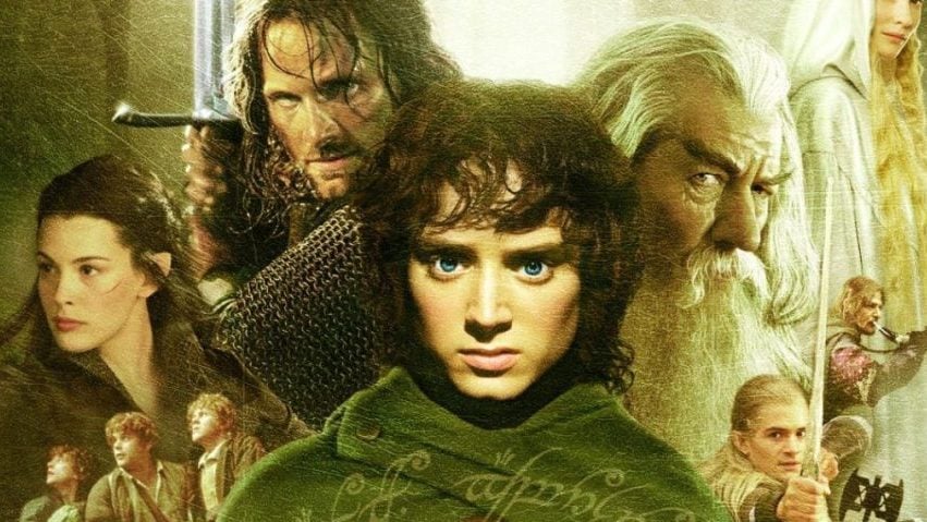 Em 2001, foi lançado o primeiro filme da trilogia "O Senhor dos Anéis", chamado de "A Sociedade do Anel", dirigido por Peter Jackson e com base na obra-prima homônima de J.R.R.Tolkien.