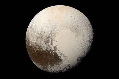 Em agosto de 2006, a União Astronômica Internacional (IAU) designou novos critérios para definir o que é um planeta no Sistema Solar. Assim, Plutão perdeu tal alcunha e se tornou um "planeta-anão". Relembre o motivo da mudança e curiosidades sobre esse astro. -  (crédito:  NASA)