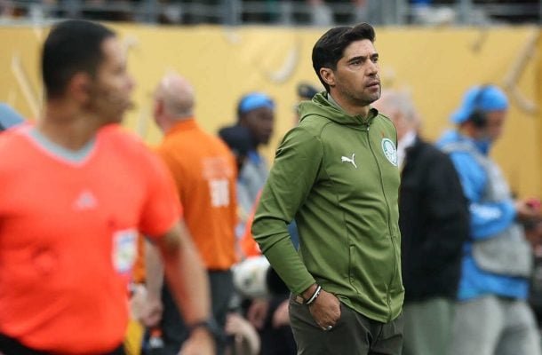 TÉCNICO: ABEL FERREIRA – Mais uma vez montou muito bem o time, que foi mais organizado tecnicamente e mostrou aplicação tática. Infelizmente, não conseguiu transformar o domínio em gols, embora o Palmeiras merecesse sair com os três pontos. Nota: 7,0 Foto: Cesar Greco/Palmeiras