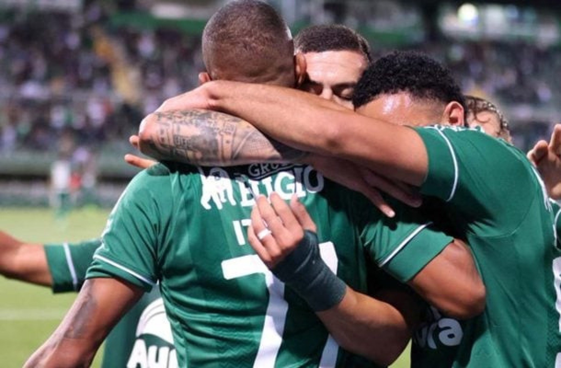 Chapecoense x Ferroviária: onde assistir, escalações e arbitragem