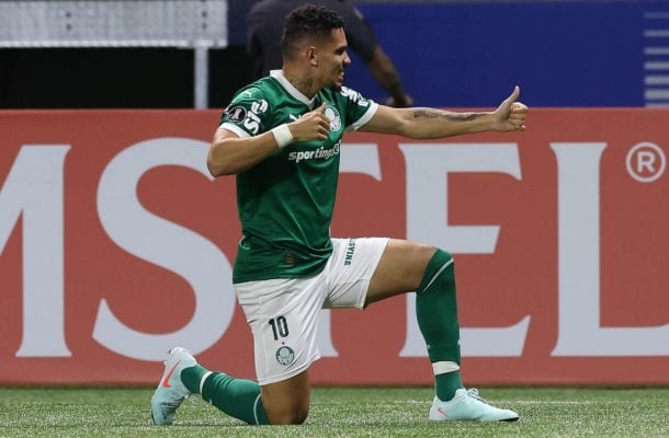 PAULINHO – Substituiu Estêvão aos 19 minutos do 2º tempo. Deu alguns bons passes, mas teve uma performance bem mais discreta do que o titular. Poderia ter tentado criar mais espaços para finalizações. Nota: 6,0 Foto: Cesar Greco/Palmeiras