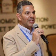 Bilionário morre após engolir abelha; entenda o que aconteceu - Instagram/Reprodução 